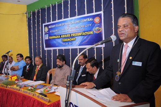 vandana award13may18 1